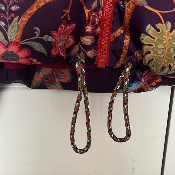 Farm Rio cropped puffer jacket - Picture 3 of 9